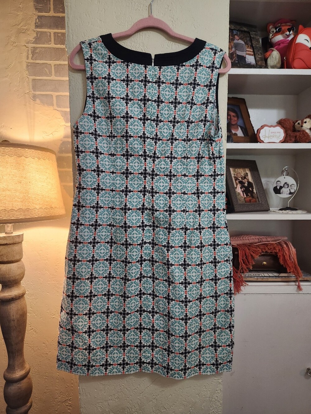 Talbots Sleeveless Patterned Shift Dress in Aqua and Navy Size 12p - Picture 2 of 7